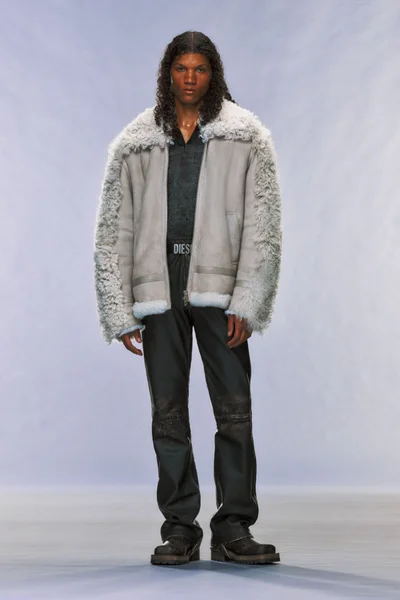 Look 48